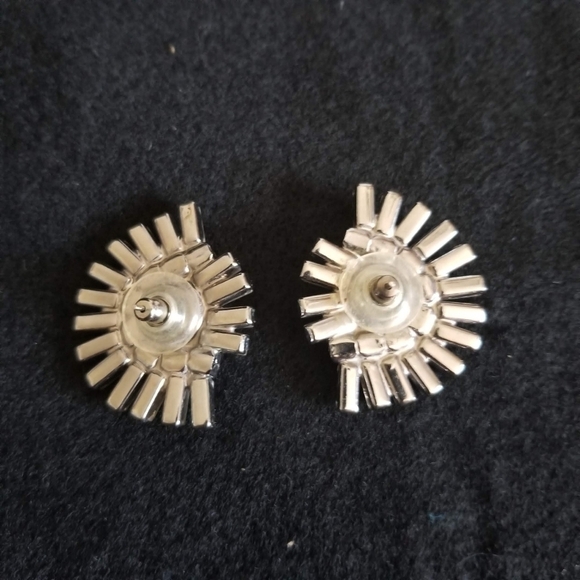 Pink Clear Rhinestones Necklace and Earring Set - Picture 8 of 8